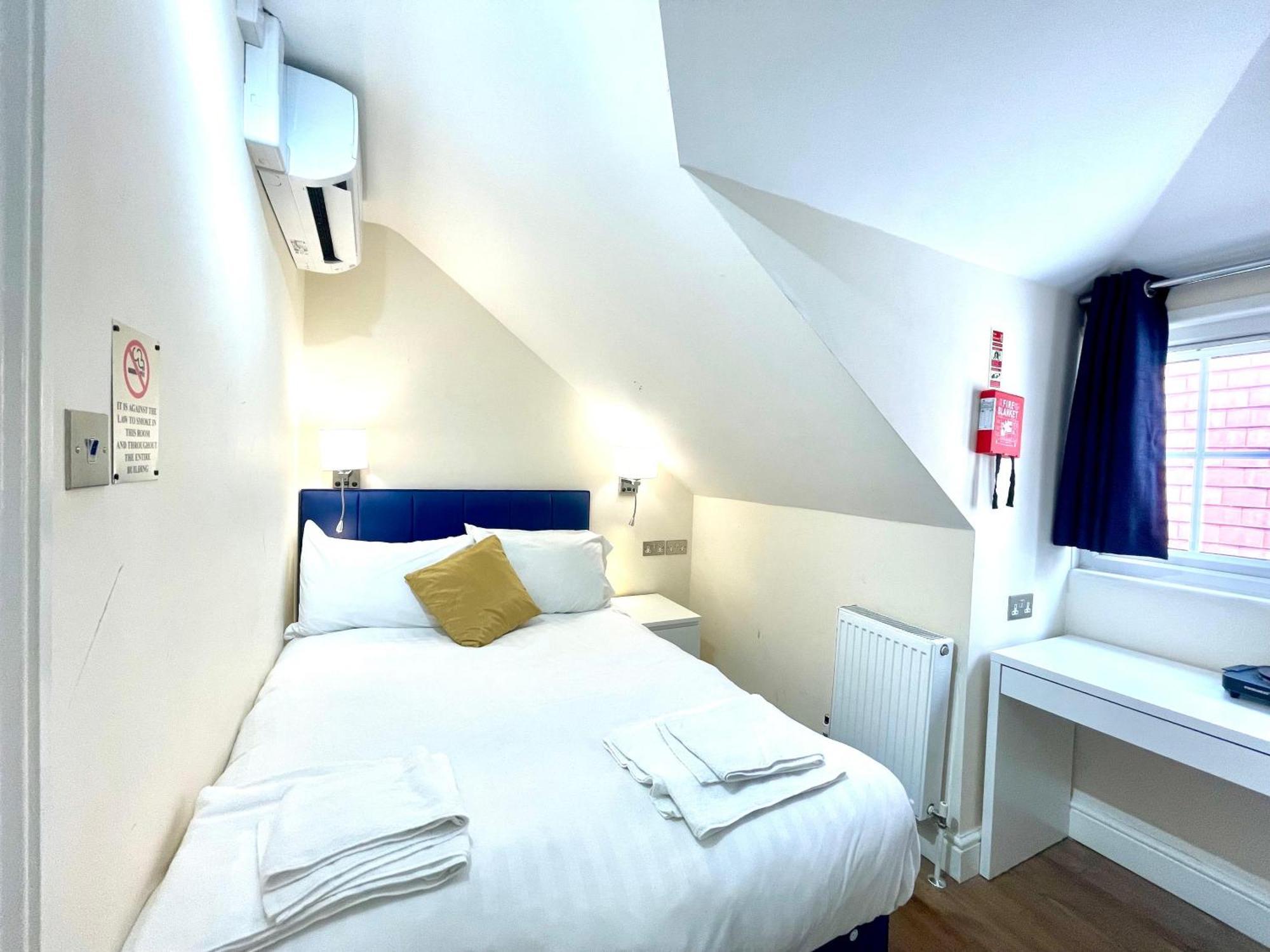 Crompton Гостевой дом 4*